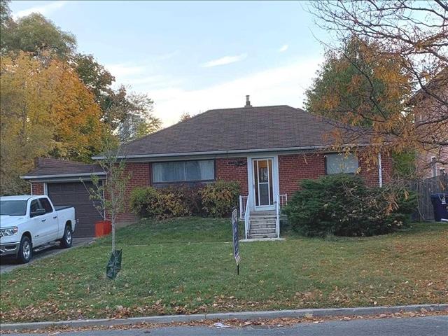 134 Upper Canada Dr